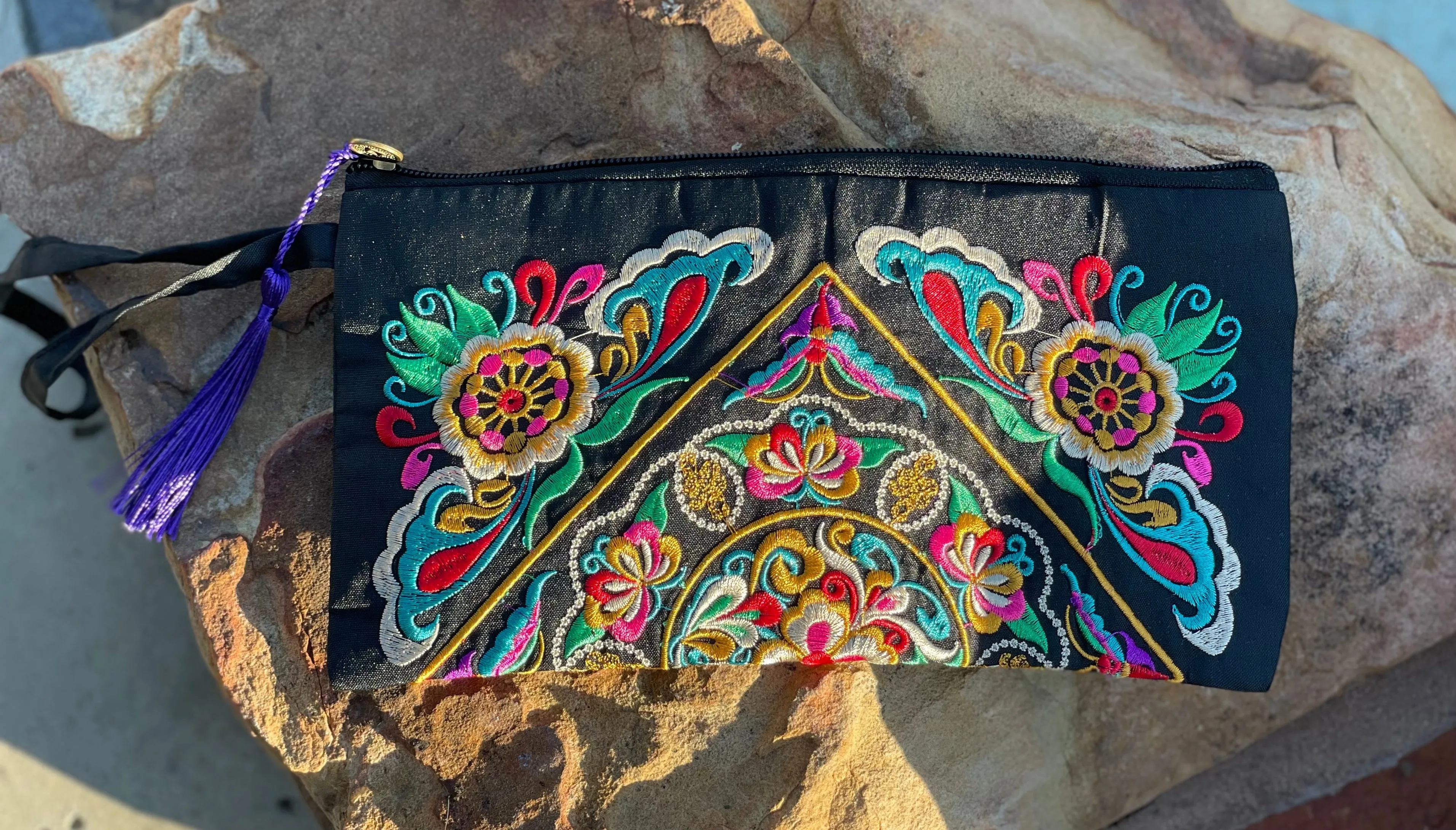 Ali Wristlet Clutch