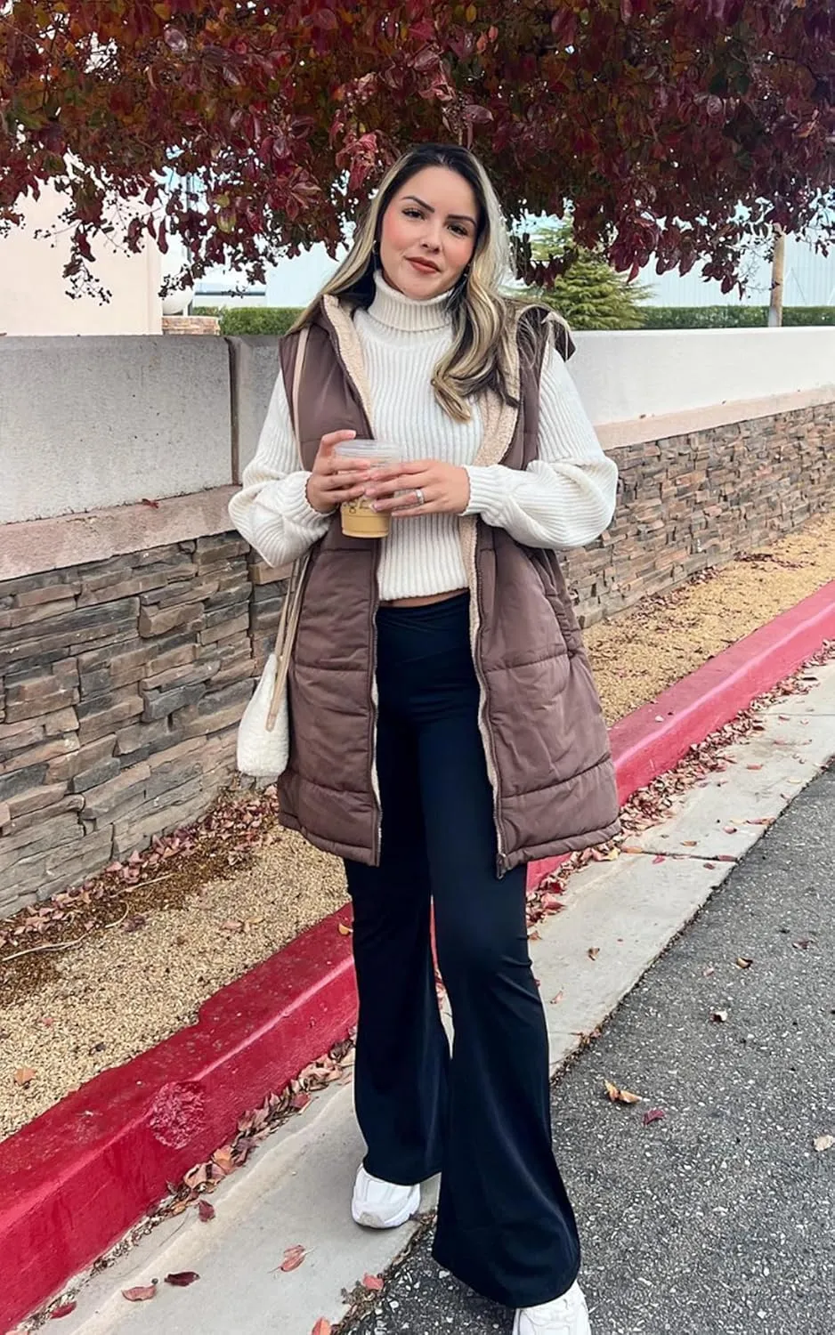 ECOWISH Women Long Puffer Vest: Fall Zip up Reversible Fleece Jacket 2025 Winter Warm Sleeveless Hooded Coat with Pockets