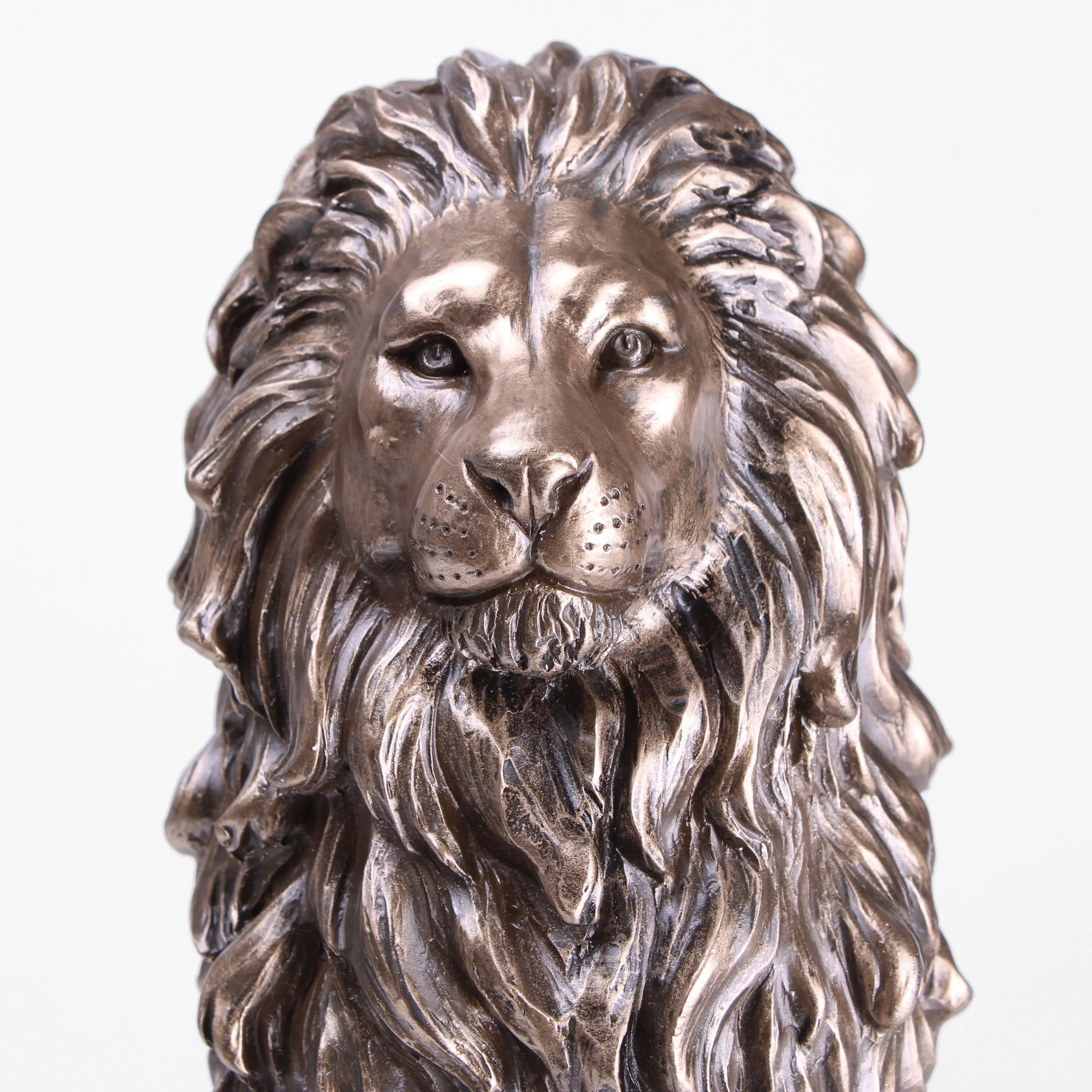 Sitting Lion Statue in Bronze (Cold Cast Bronze Sculpture)